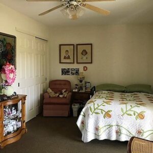 hillhurst-manor-5-private-room-5.jpg