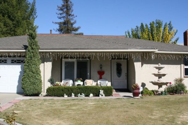 horizon-senior-living-1-front-view.jpg