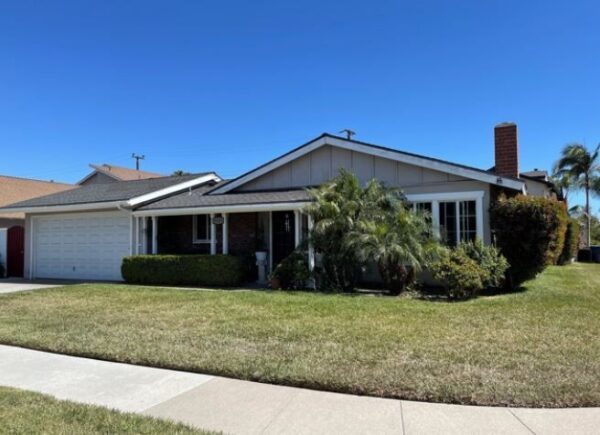 huntington-beach-guest-home-ii-1-front-view.jpg