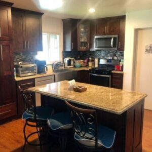 huntington-beach-guest-home-ii-4-kitchen.jpg