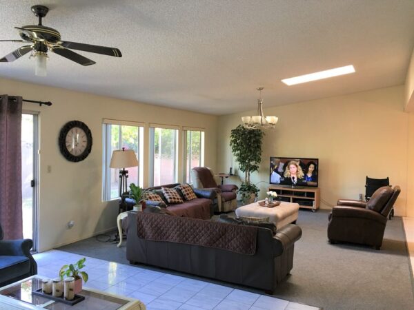 integrity-guest-home-inc-3-living-room.jpg