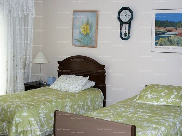 irvine-care-home-6-shared-room.jpg