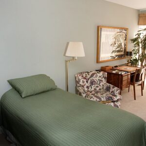 irvine-cottage-10-6-private-room-2.jpg