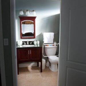 irvine-cottage-10-restroom.jpg