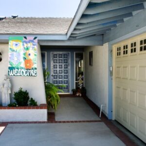 irvine-cottage-9-1-front-entrance.jpg