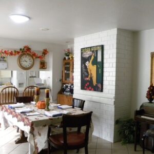 ivy-cottages-i-3-dining-room-2.jpg