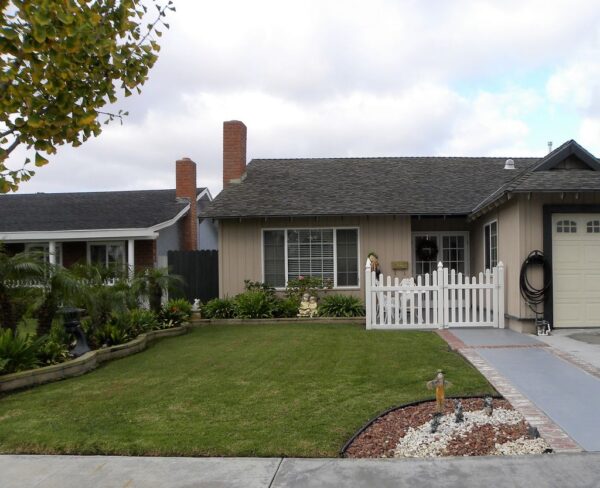 ivy-cottages-ii-1-front-view.jpg