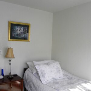 ivy-cottages-ii-private-room.jpg