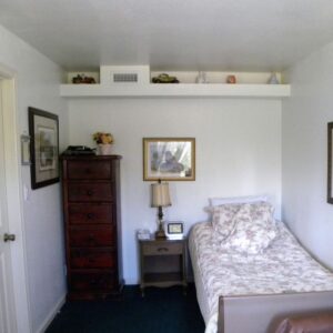ivy-cottages-iii-private-room.jpg