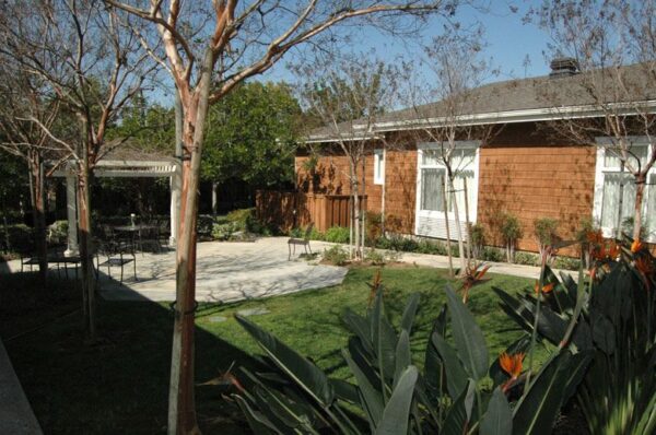 ivy-park-at-tustin-courtyard.jpg