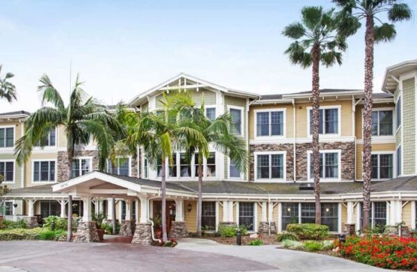 ivy-park-of-seal-beach-1-front-view.jpg