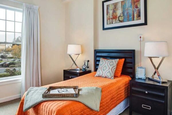 ivy-park-of-seal-beach-6-apartment-bedroom.jpg