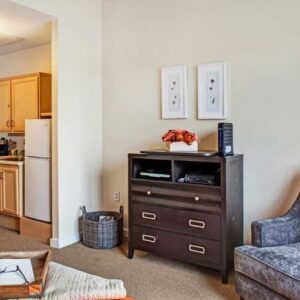ivy-park-of-seal-beach-apartment-living-room.jpg