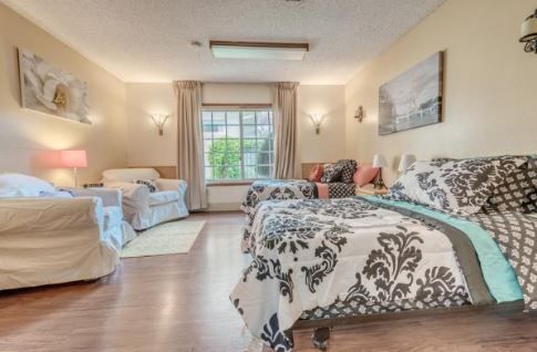 ivy-terrace-at-garden-grove-5-apartment-shared-room-2.jpg