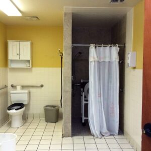 ivy-terrace-at-santa-ana-bathroom.jpg