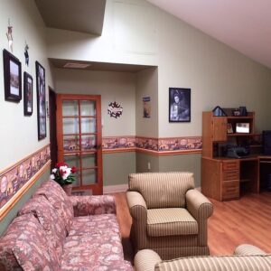 ivy-terrace-at-santa-ana-computer-room.jpg