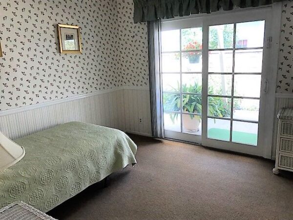 kaelas-home-for-elderly-2-5-private-room-2.jpg