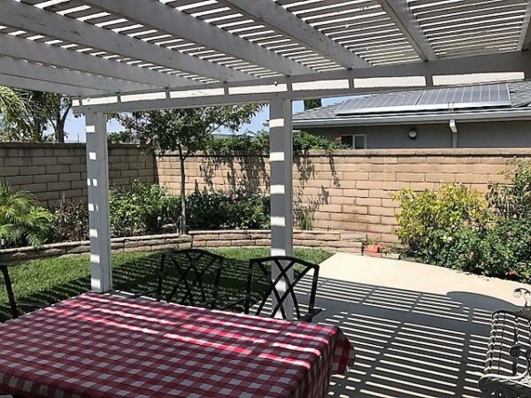 kaelas-home-for-elderly-2-6-patio.jpg
