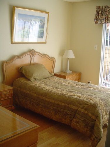 kathryn-jane-residential-care-4-private-room.jpg