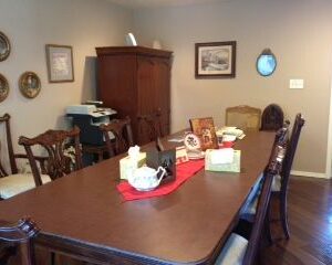 kings-court-residential-community-4-dining-room.jpg