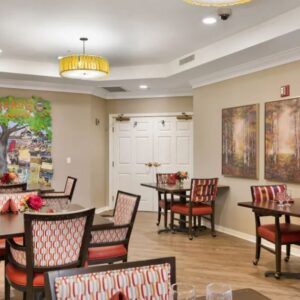 kirkwood-orange-6-dining-room.jpg