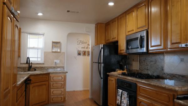 knotts-landing-luxury-care-kitchen.png