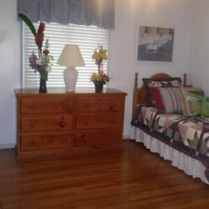 la-habra-plaza-5-shared-room-2.jpg