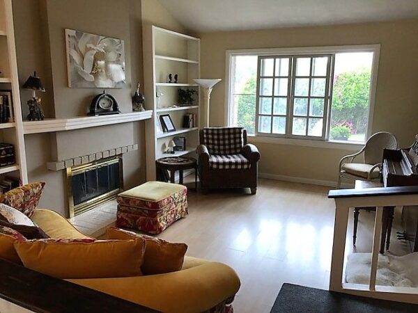 lake-forest-country-homes-ii-3-living-room.jpg