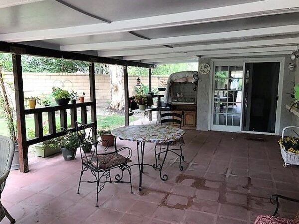 lake-forest-country-homes-ii-patio.jpg
