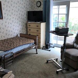 lake-forest-country-homes-ii-private-room-5.jpg