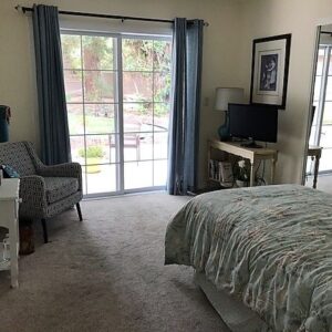 lake-forest-country-homes-iii-5-private-room-5.jpg