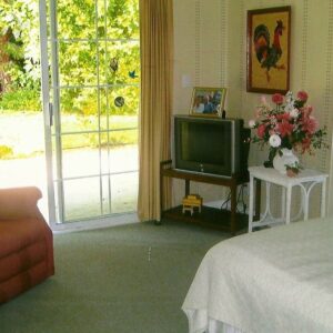 lake-forest-country-homes-iii-private-room-2.jpg