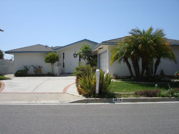 lerizas-guest-home-1-front-view.jpg