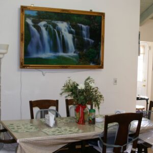 lois-guest-home-ii-4-dining-room.jpg