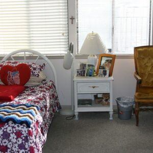 lois-guest-home-private-room-3.jpg