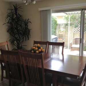 los-tiempos-senior-living-i-4-dining-room.jpg
