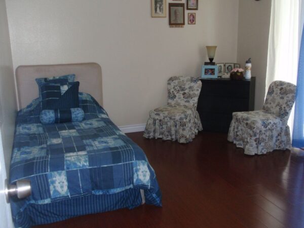 lotus-senior-care-5-private-room.jpg