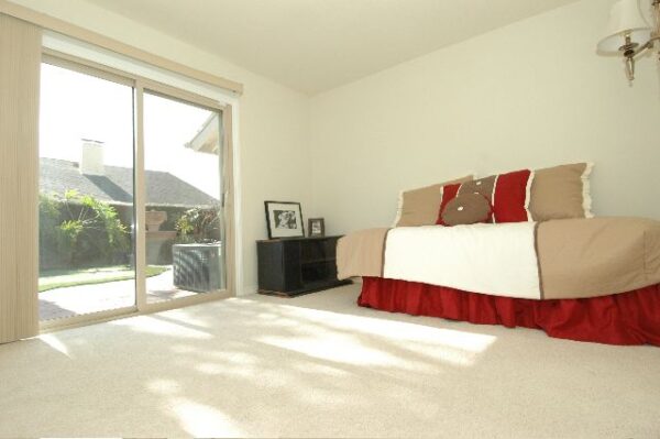 lotus-senior-care-huntington-beach-6-private-room.jpg