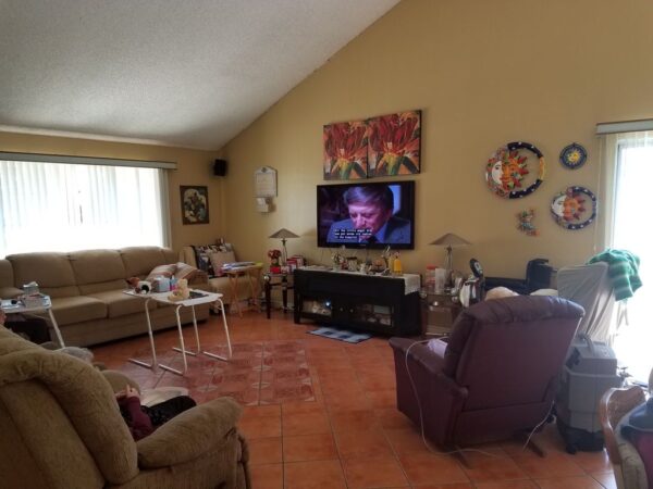 loving-elderly-care-home-3-living-room.jpg