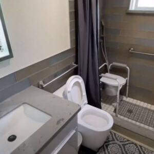 loving-home-care-6-bathroom.jpg