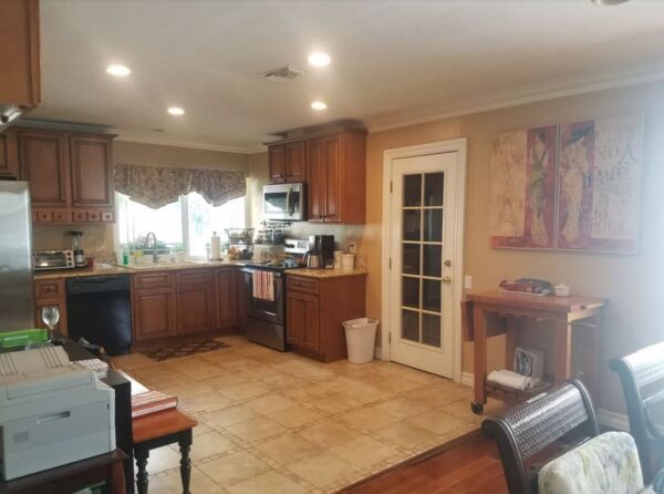 lr-care-home-4-kitchen.jpg