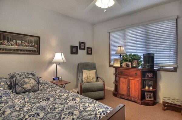meadowlark-gardens-iii-5-private-room.jpg