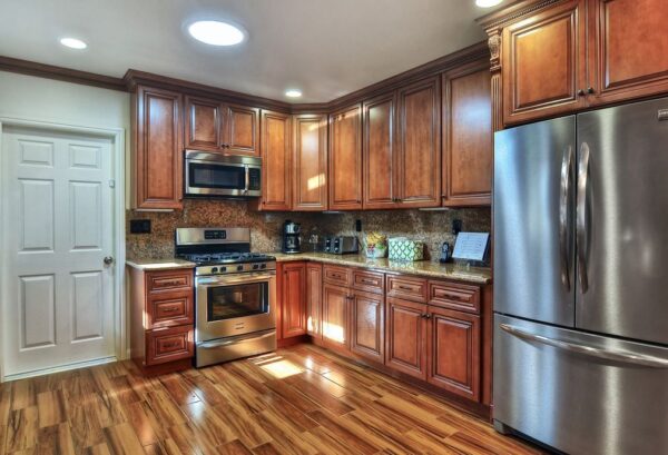 meadowlark-gardens-on-cornell-4-kitchen.jpg
