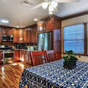 meadowlark-gardens-on-cornell-5-kitchen-and-dining.jpg