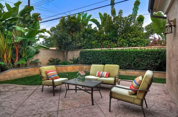 meadowlark-gardens-vii-patio.jpg