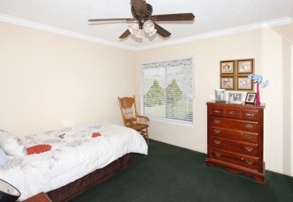 miles-place-of-fountain-valley-4-private-room.jpg