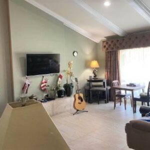 mimis-senior-home-3-living-room.jpg