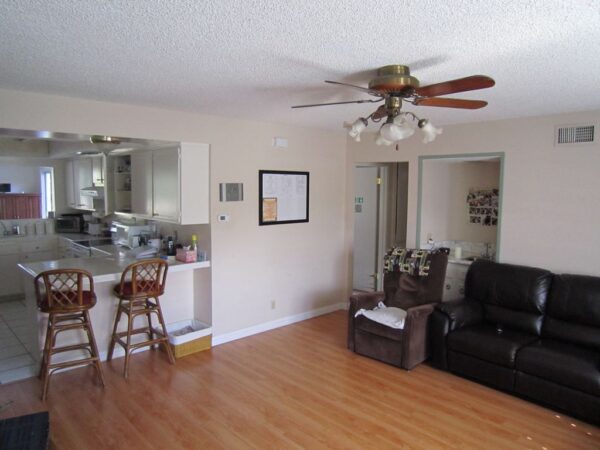 nanas-garden-i-1-living-room.jpg