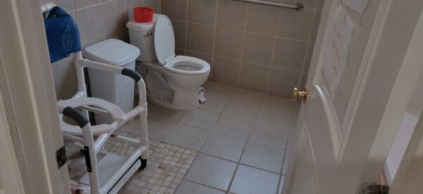 new-era-guest-home-i-restroom.jpg