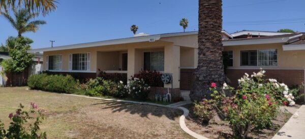 new-era-guest-home-ii-1-front-view.jpg